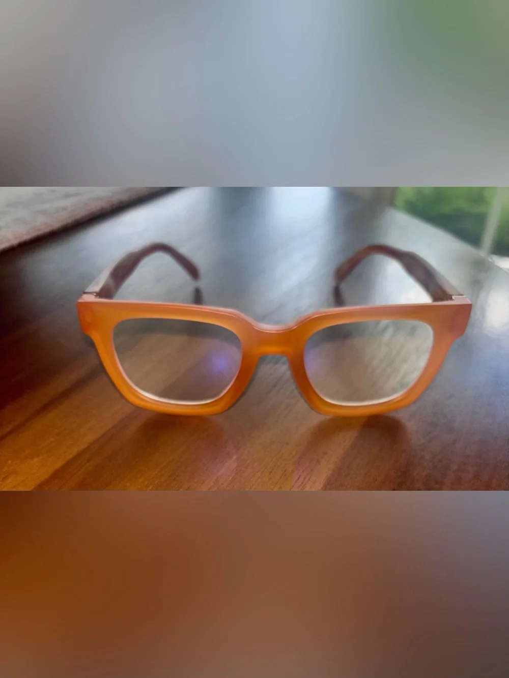 NWT “Chico's” Neutral Matte Square Readers. Glasses with cloth and case. +2